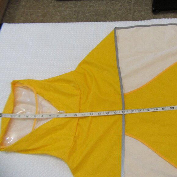 Size Large Dog Rain Coat - Picture 2 of 12